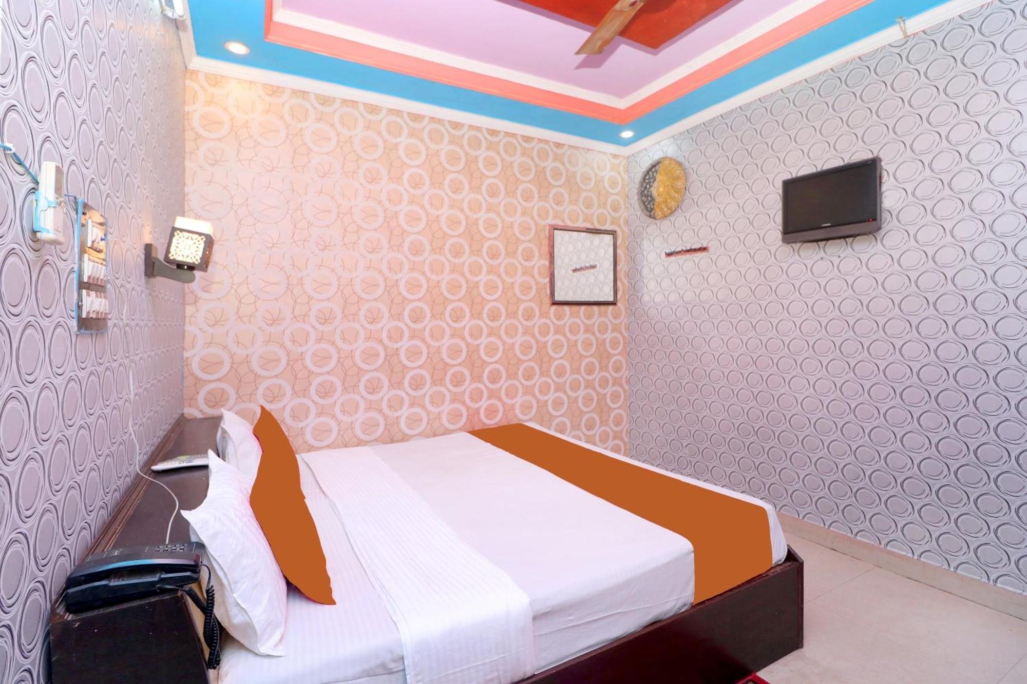Hotel O Heaven Shāhpur Exteriör bild